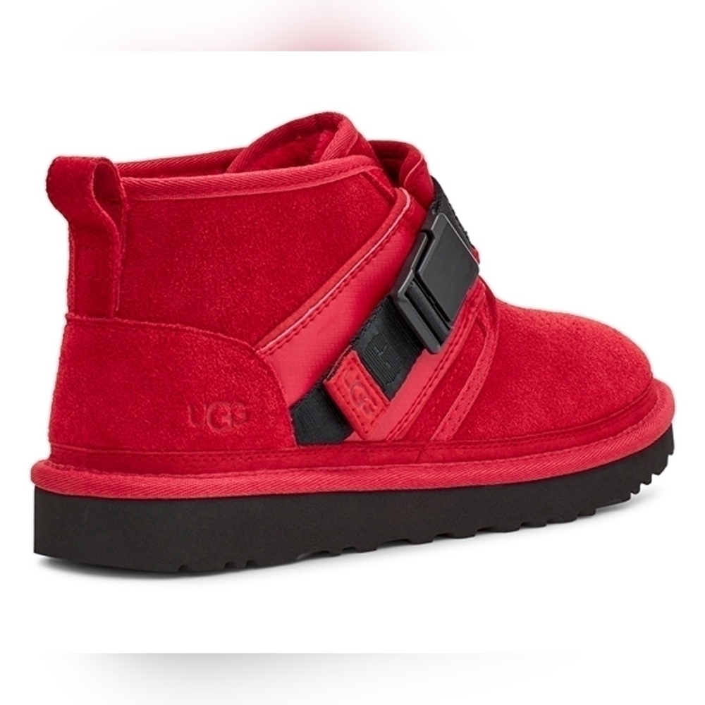 UGG boots with buckle - Picture 2 of 6